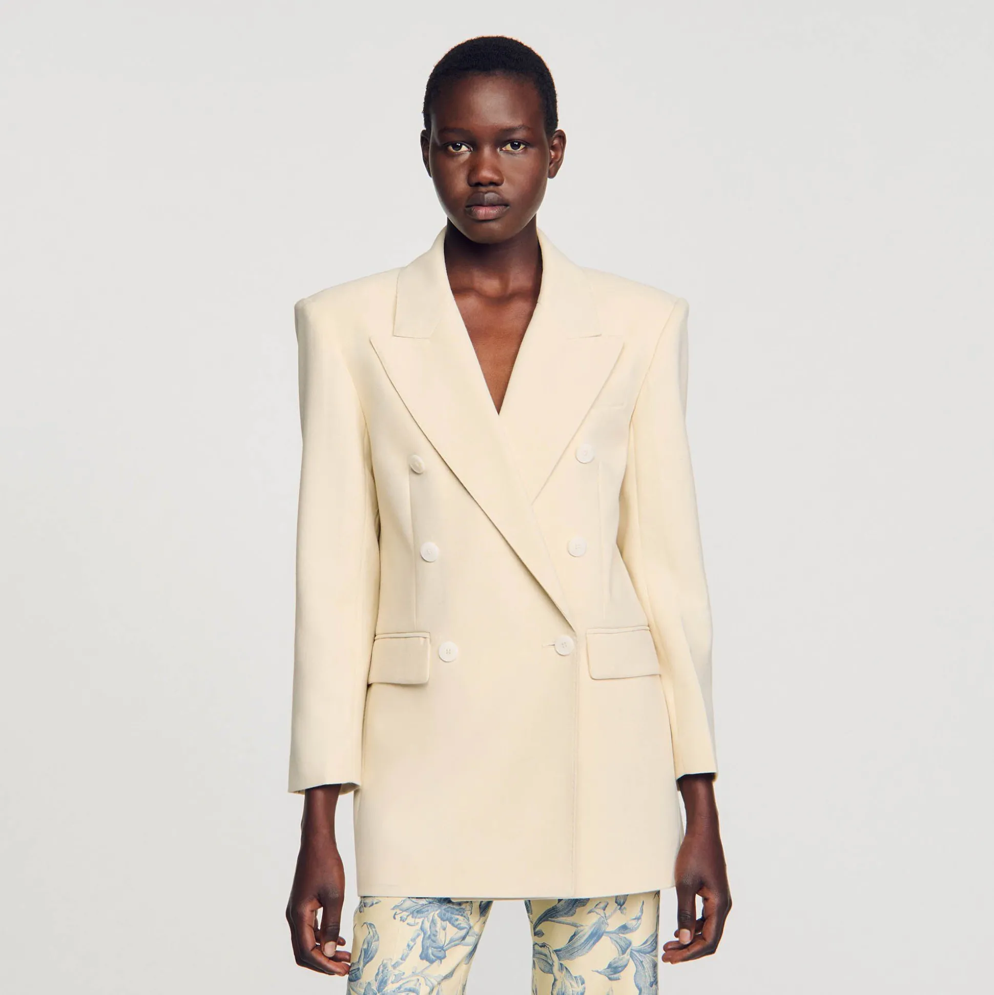 jaqueta_de_alfaiataria_tr_3.webp Sandro Paris Jaqueta De Alfaiataria Trespassada-Mulheres Jaquetas E Jaquetas