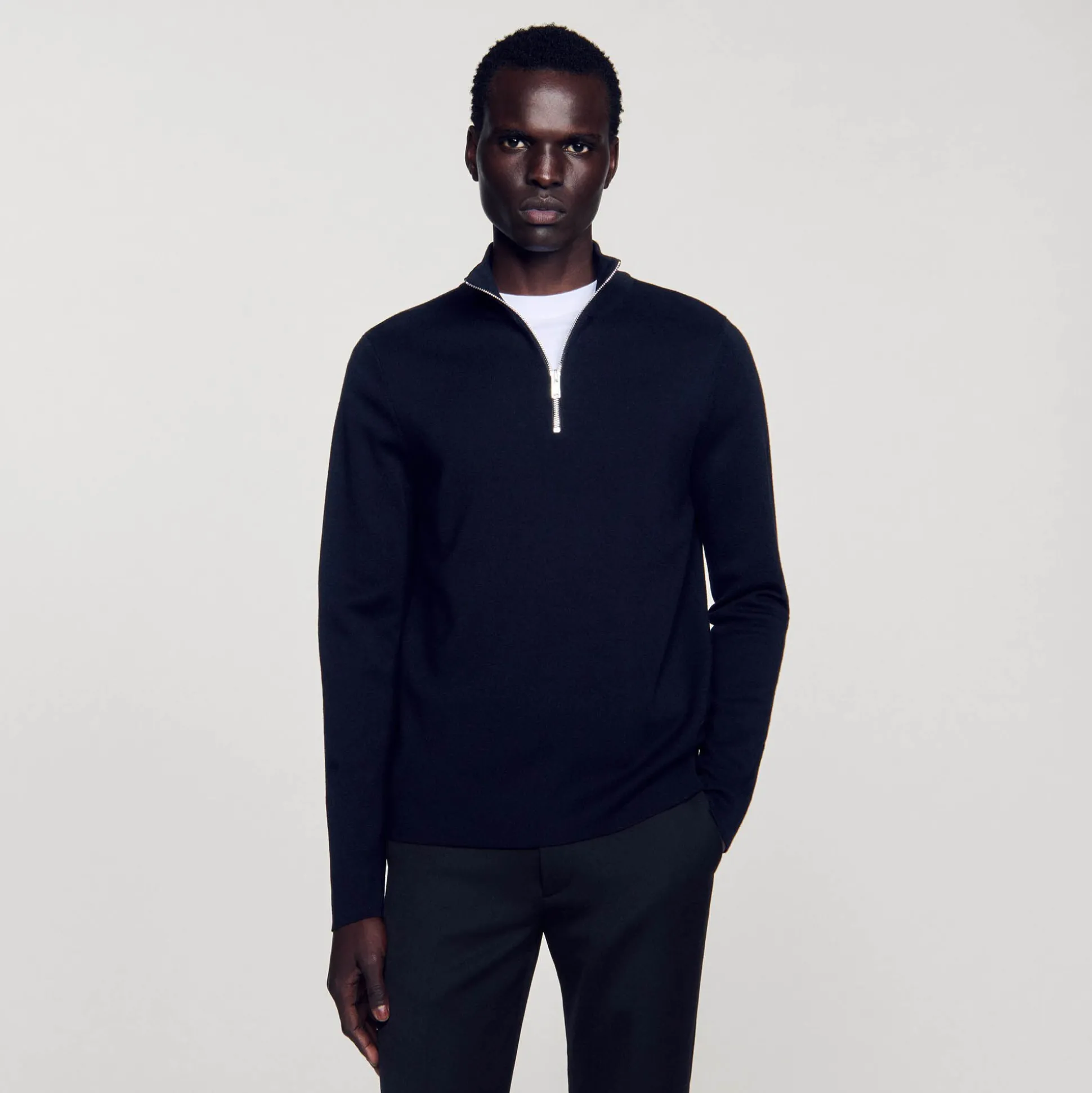 sueter_de_la_com_ziper_3.webp Sandro Paris Sueter De La Com Ziper-Homem Suéteres E Coletes